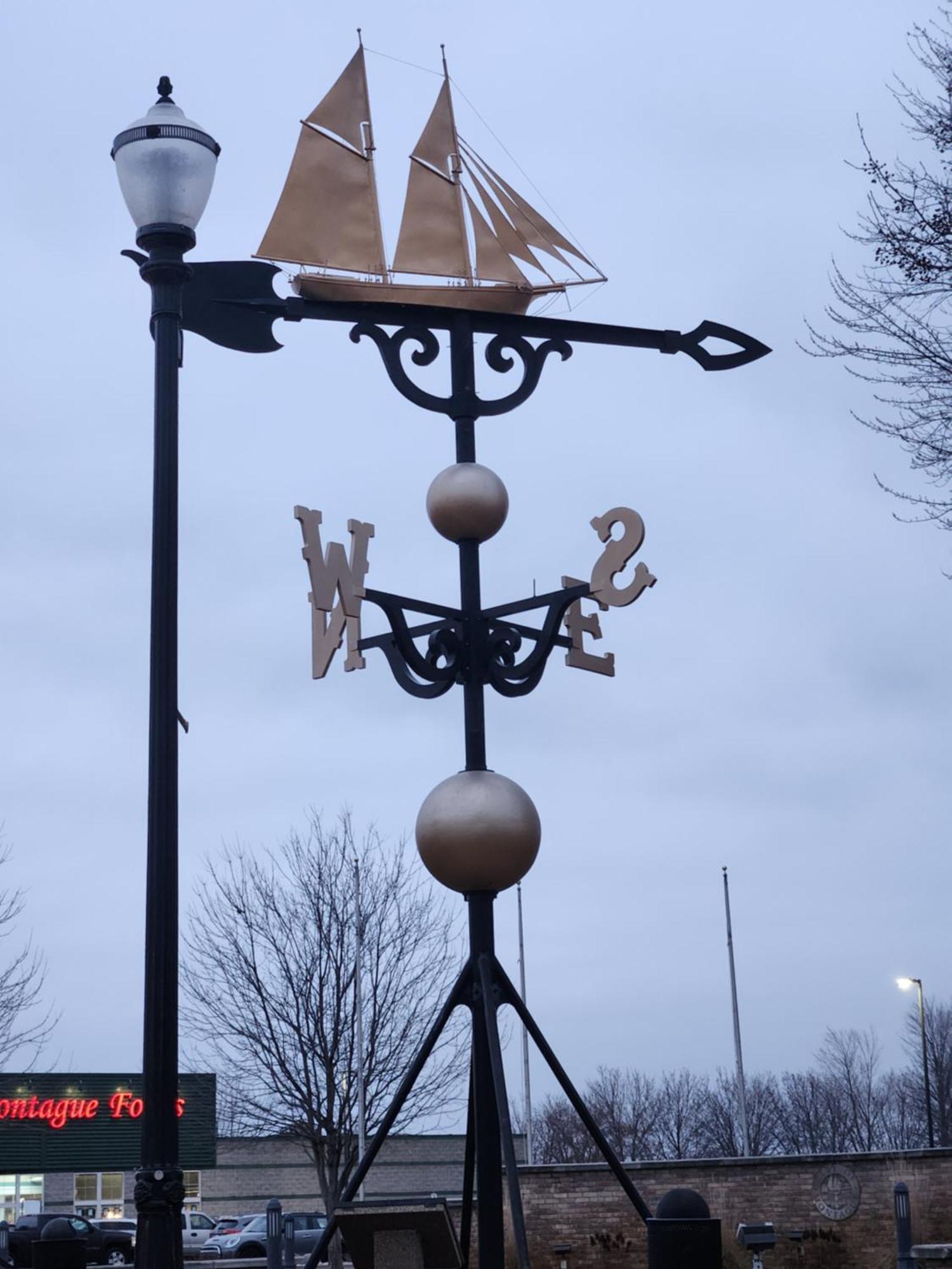 Weathervane Inn Montague Bagian luar foto